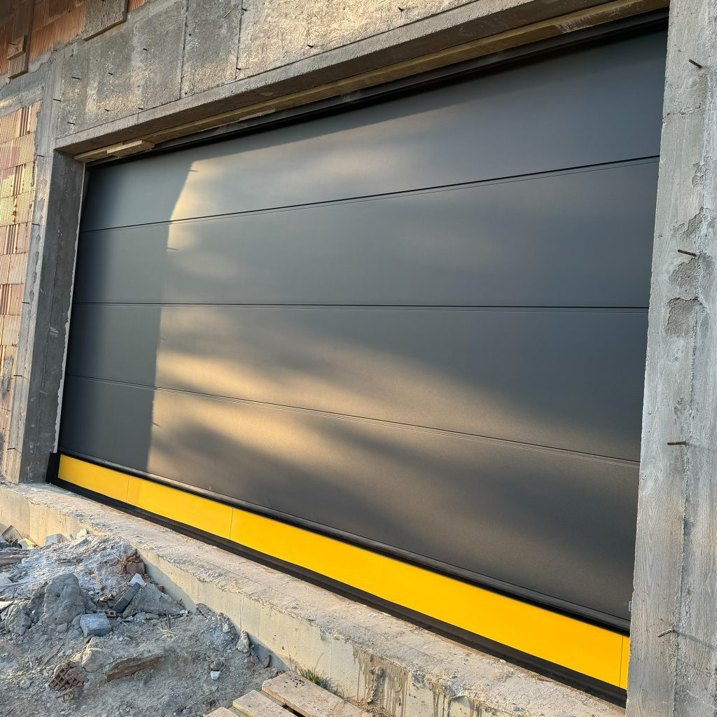 Ciepły Próg Bramy Garażowej img 2096